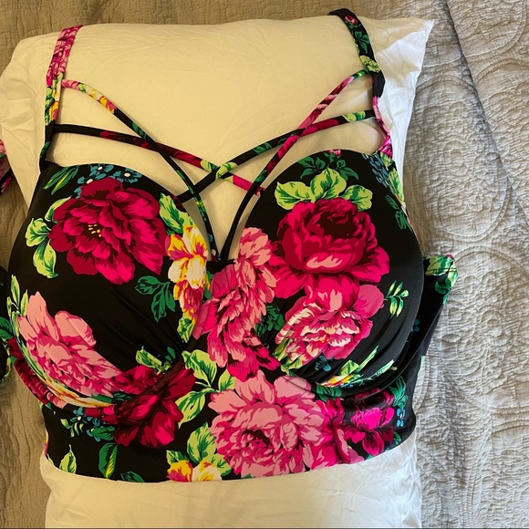 Torrid bikini SET! Push-up dd/f 3x top and matching mesh inset 4x bottoms - Picture 6 of 10